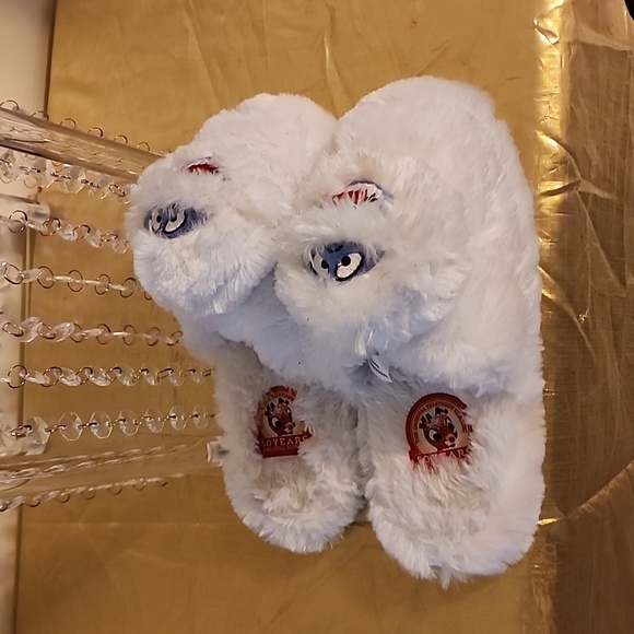 CHRISTMAS SLIPPERS - Picture 2 of 3